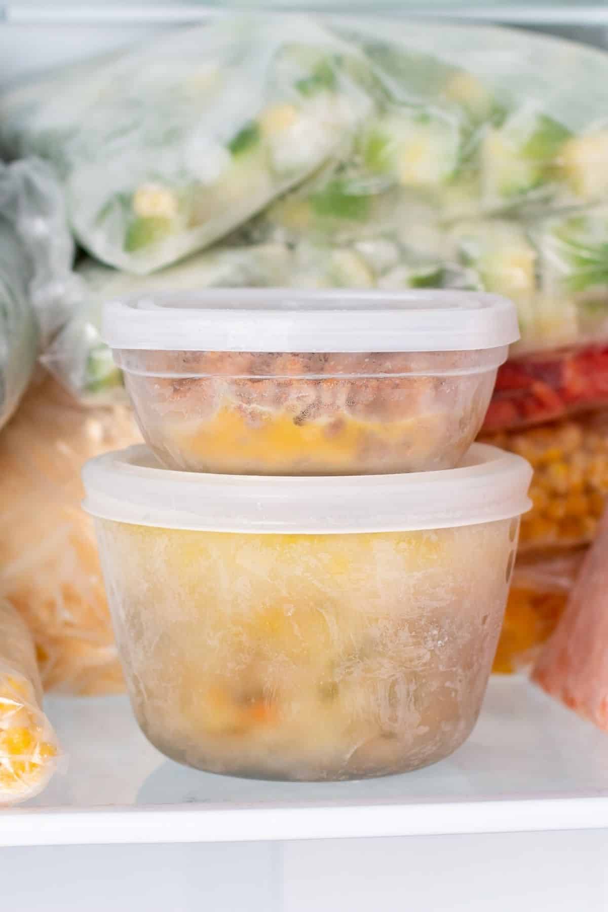 https://www.cleaneatingkitchen.com/wp-content/uploads/2022/03/two-containers-in-a-freezer.jpg