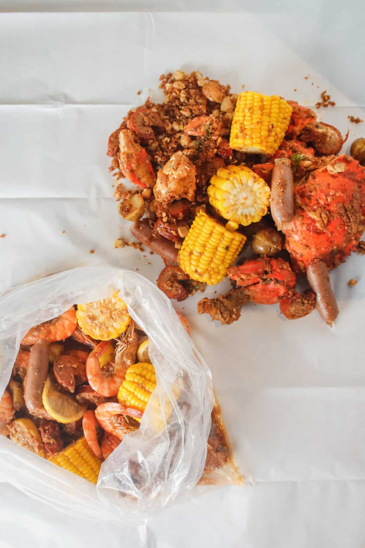 https://www.cleaneatingkitchen.com/wp-content/uploads/2022/06/crab-boil-with-corn-cajun.jpg